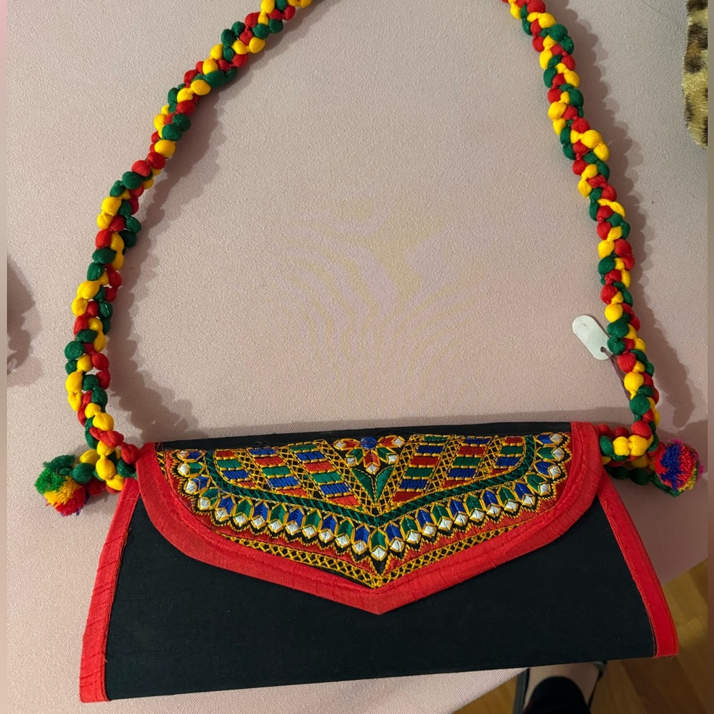 women’s Indian purse